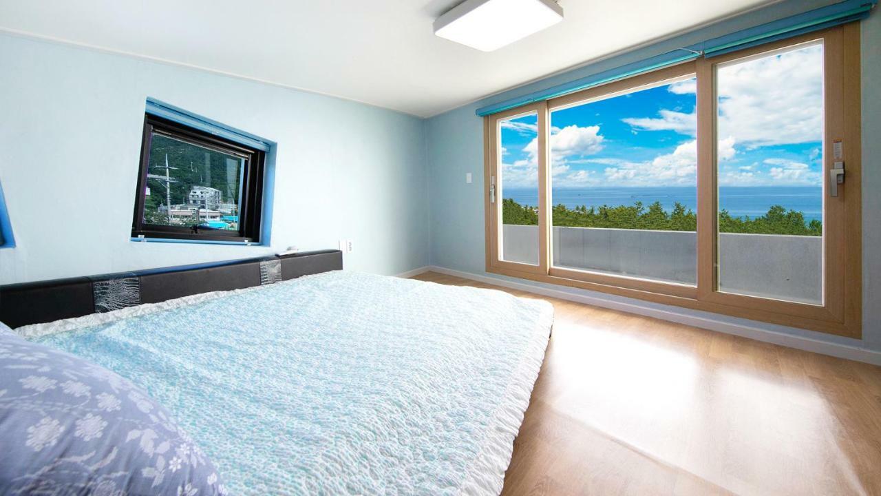 Samcheok Sol Beach Pension Exterior photo